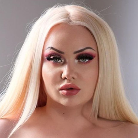 BlondieDoll